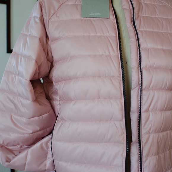 Everlane ReNew Puffer Jacket (NWT) - Picture 3 of 7